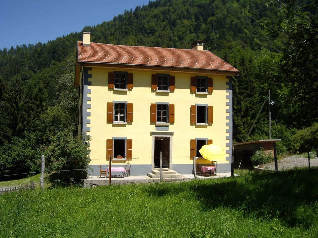 Heidi'S Guesthouse Frenières エクステリア 写真